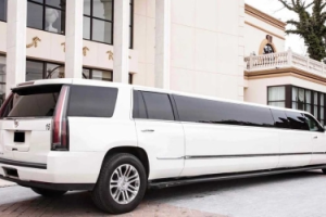 stretch-limousine.webp